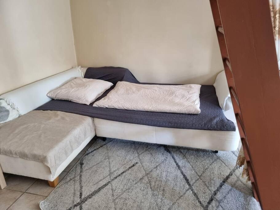 Apartamento Bytova Jednotka V Tabore Luznicka 423 Exterior foto