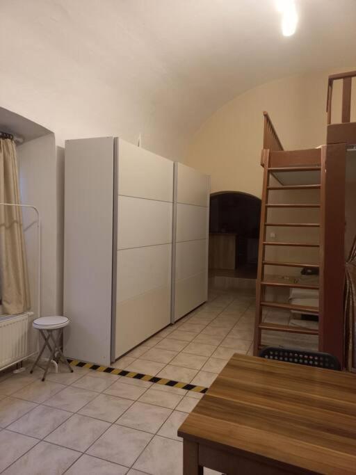 Apartamento Bytova Jednotka V Tabore Luznicka 423 Exterior foto